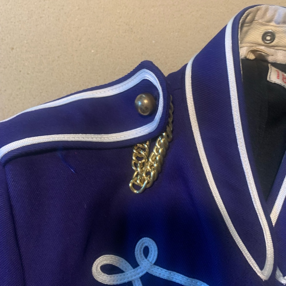 Amazing Jacket - image 3